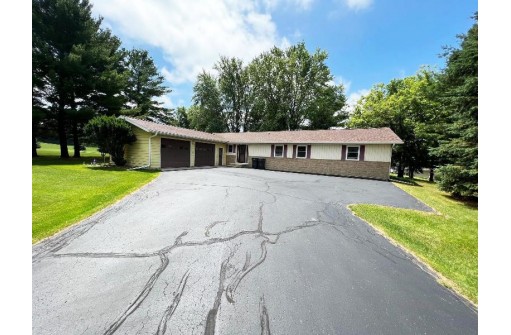 W9179 Horse Shoe Road, Beaver Dam, WI 53916