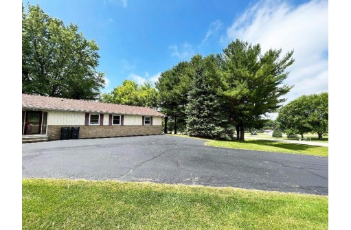 W9179 Horse Shoe Road, Beaver Dam, WI 53916