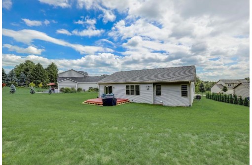 333 Nature Place, Johnson Creek, WI 53038