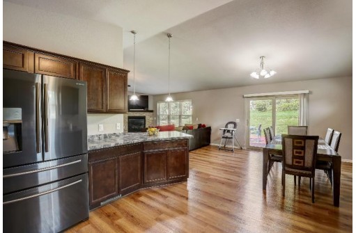 333 Nature Place, Johnson Creek, WI 53038