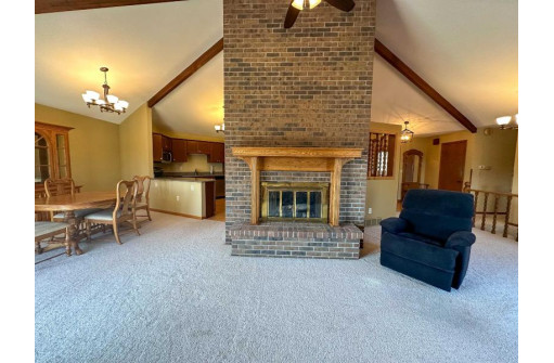 445 Arbor Oaks Lane, Lancaster, WI 53813