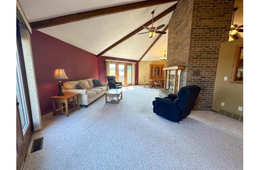 445 Arbor Oaks Lane, Lancaster, WI 53813