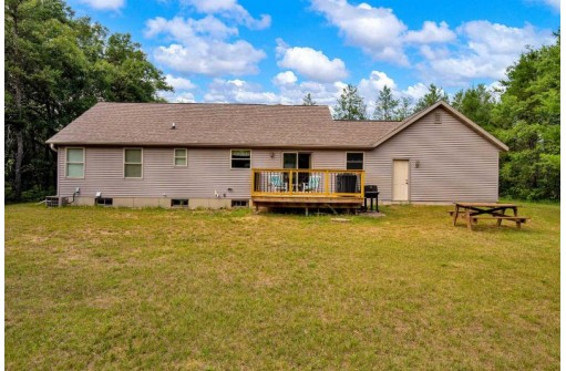 1311 Arrowhead Trail, Nekoosa, WI 54457