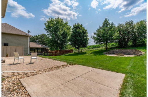 7107 Caneel Trail, Middleton, WI 53562