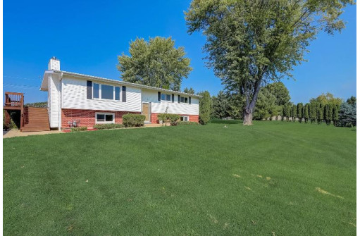 1983 Williams Drive, Stoughton, WI 53589