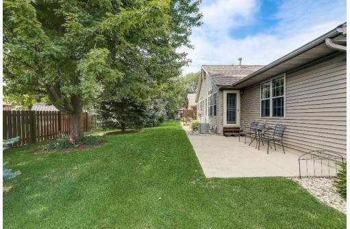 1171 Sawyer Way 12, Sun Prairie, WI 53590