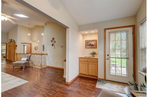 1171 Sawyer Way 12, Sun Prairie, WI 53590