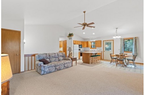 W5464 Oxbow Trail, Princeton, WI 54968