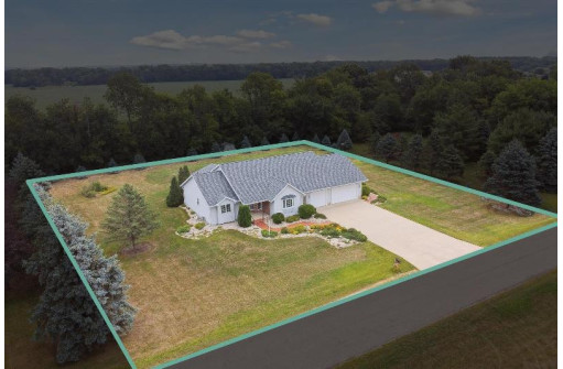 N4276 Country Club Drive, Brodhead, WI 53520