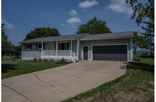 1610 Canterbury Court, Reedsburg, WI 53959