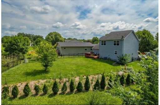 4618 New Freedom Lane, Fitchburg, WI 53711