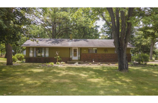 E7284 S Oak Crest Drive, Reedsburg, WI 53959