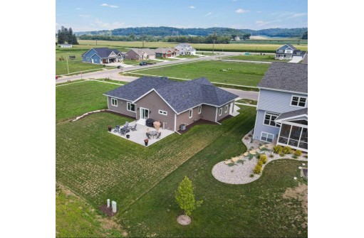 1418 Ridgetrail Drive, Cross Plains, WI 53528