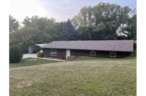 6036 W Fenrick Road, Janesville, WI 53548