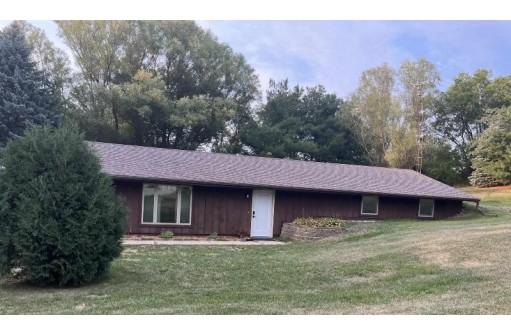 6036 W Fenrick Road, Janesville, WI 53548