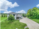 4860 Highwood Circle, Middleton, WI 53562