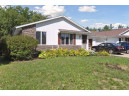 1003 N Wuthering Hills Drive, Janesville, WI 53546