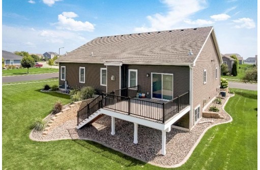 919 Rumley Run, DeForest, WI 53532-0904