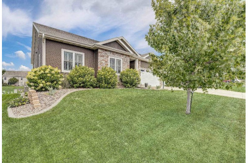 919 Rumley Run, DeForest, WI 53532-0904