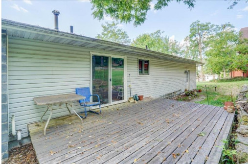 W11348 County Road V, Lodi, WI 53555