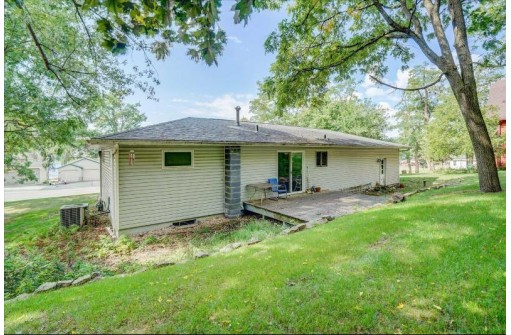 W11348 County Road V, Lodi, WI 53555