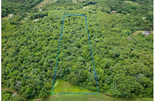 10.28 AC Lark Road, Wisconsin Dells, WI 53965