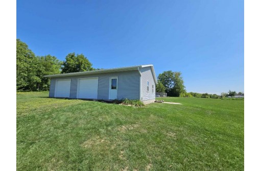 W10428 Church Road, Waupun, WI 53963