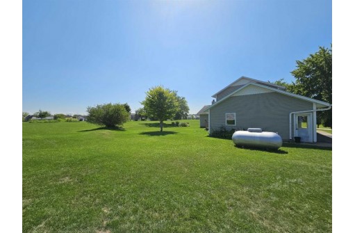 W10428 Church Road, Waupun, WI 53963