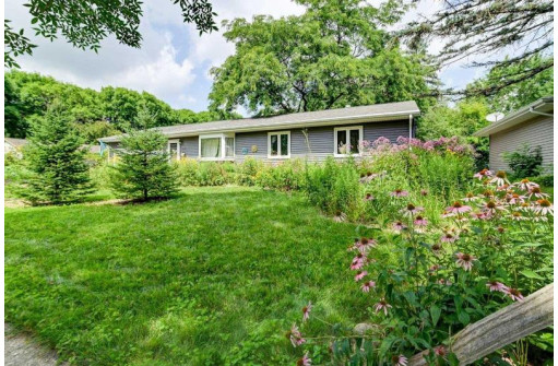 6006 Barton Road, Madison, WI 53711