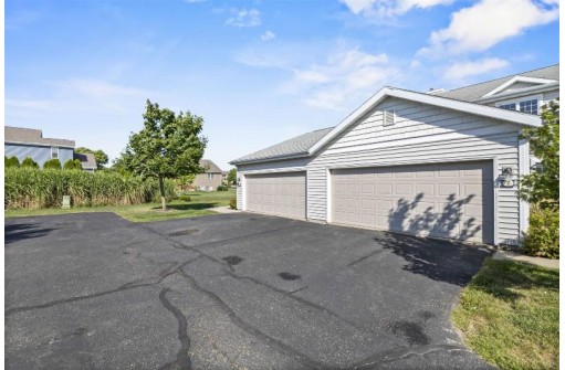 845 Kimball Lane 2, Verona, WI 53593