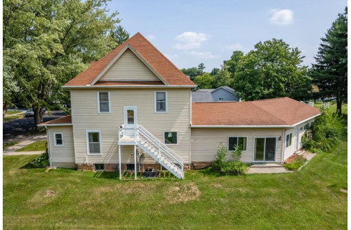 527 Clark Street, Reedsburg, WI 53959