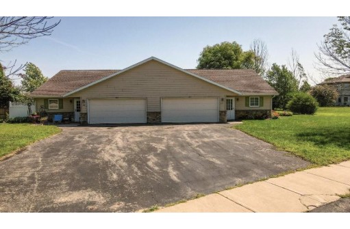 805 & 807 N Westmor Street, Spring Green, WI 53588-8829