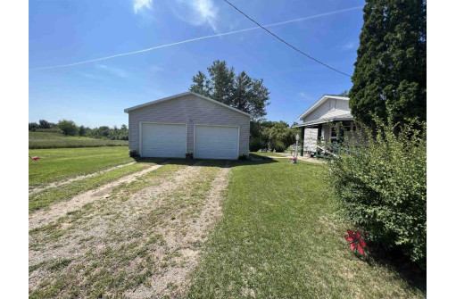 W6723 Meyer Road, New Lisbon, WI 53950