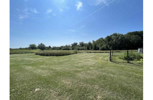 W6723 Meyer Road, New Lisbon, WI 53950