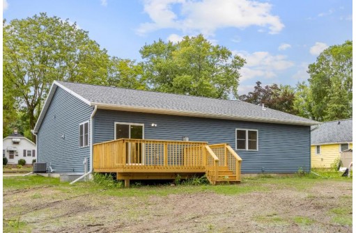 616 11th Street, Baraboo, WI 53965