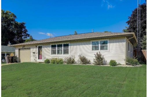 231 S Braun Avenue, Jefferson, WI 53549