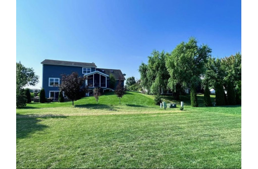 5211 Snapdragon Trail, Fitchburg, WI 53711