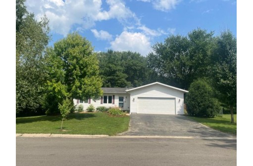 213 Johnson Street, Cambridge, WI 53523