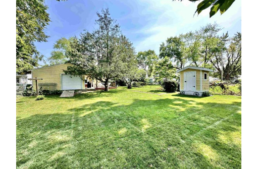 518 Lincoln Street, Janesville, WI 53548