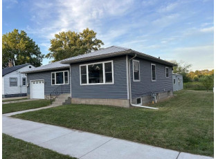 1016 Academy Street Elroy, WI 53929