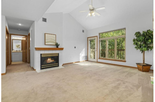 29 Park Heights Court, Madison, WI 53711