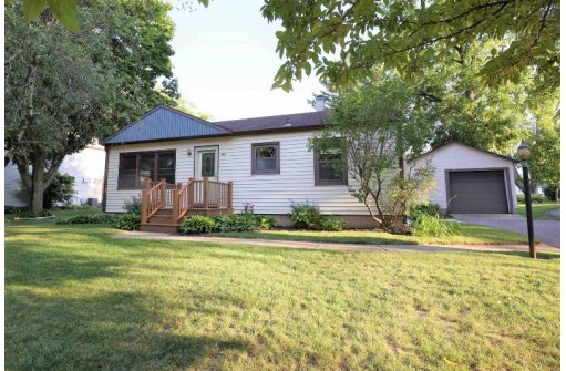 208 W Rio Street, Rio, WI 53960