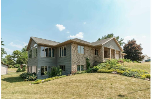 392 Fairway Drive, Milton, WI 53563