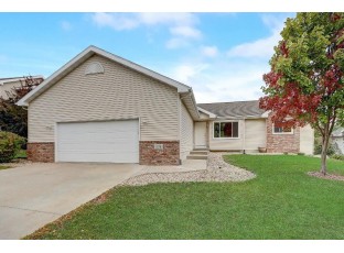 324 Burl Oak Drive DeForest, WI 53532