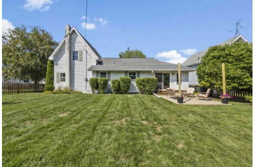 106 W 2nd Street, Waunakee, WI 53597