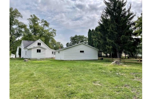 747 N Walnut Street, Reedsburg, WI 53959