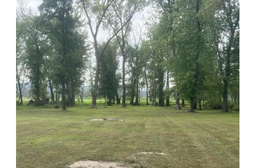 33289 County Road K, Prairie Du Chien, WI 53821