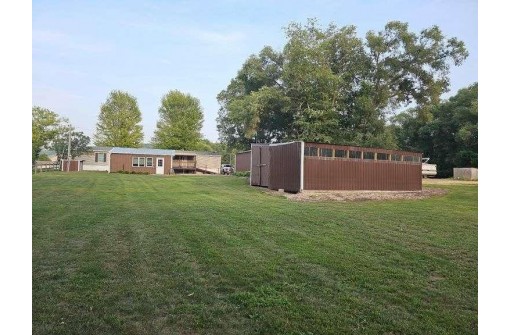 33289 County Road K, Prairie Du Chien, WI 53821