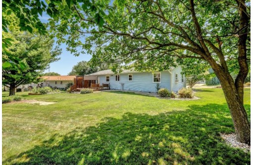 190 Vincent Circle, Beaver Dam, WI 53916