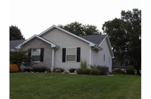 3435 Cricketeer Drive, Janesville, WI 53546